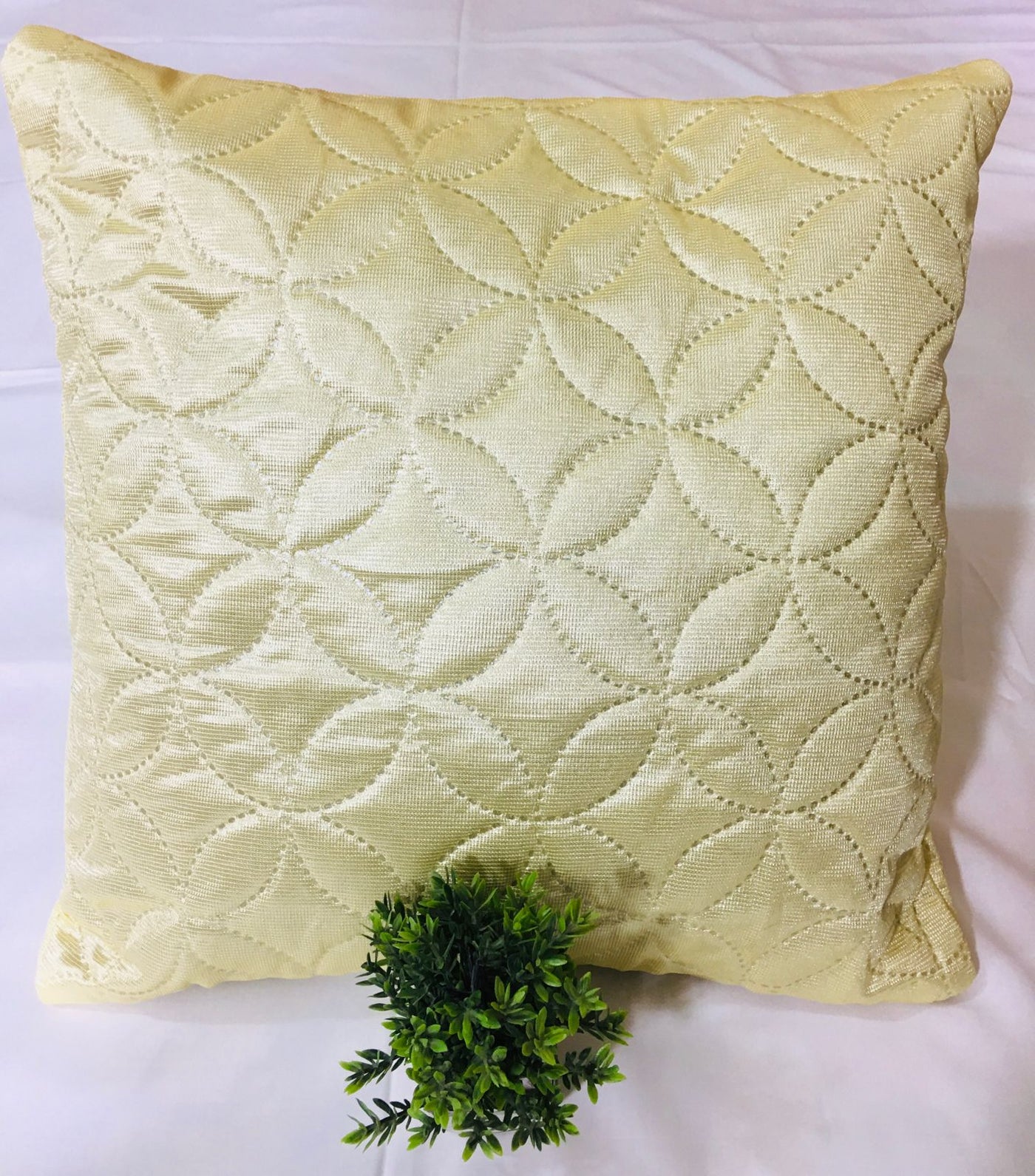 ULTRASONIC QUILT CUSHION COVER